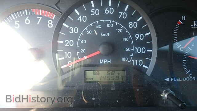 2003 TOYOTA COROLLA - VIN: JTDBR32E132015236 - Photo 8