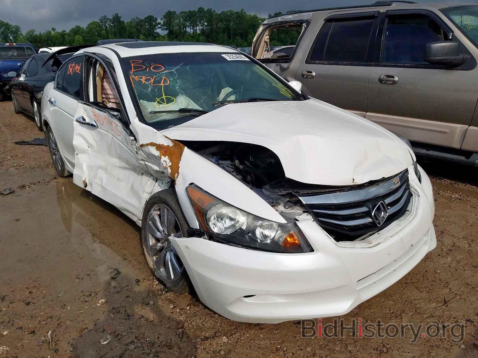 Photo 1HGCP3F88CA001632 - HONDA ACCORD 2012