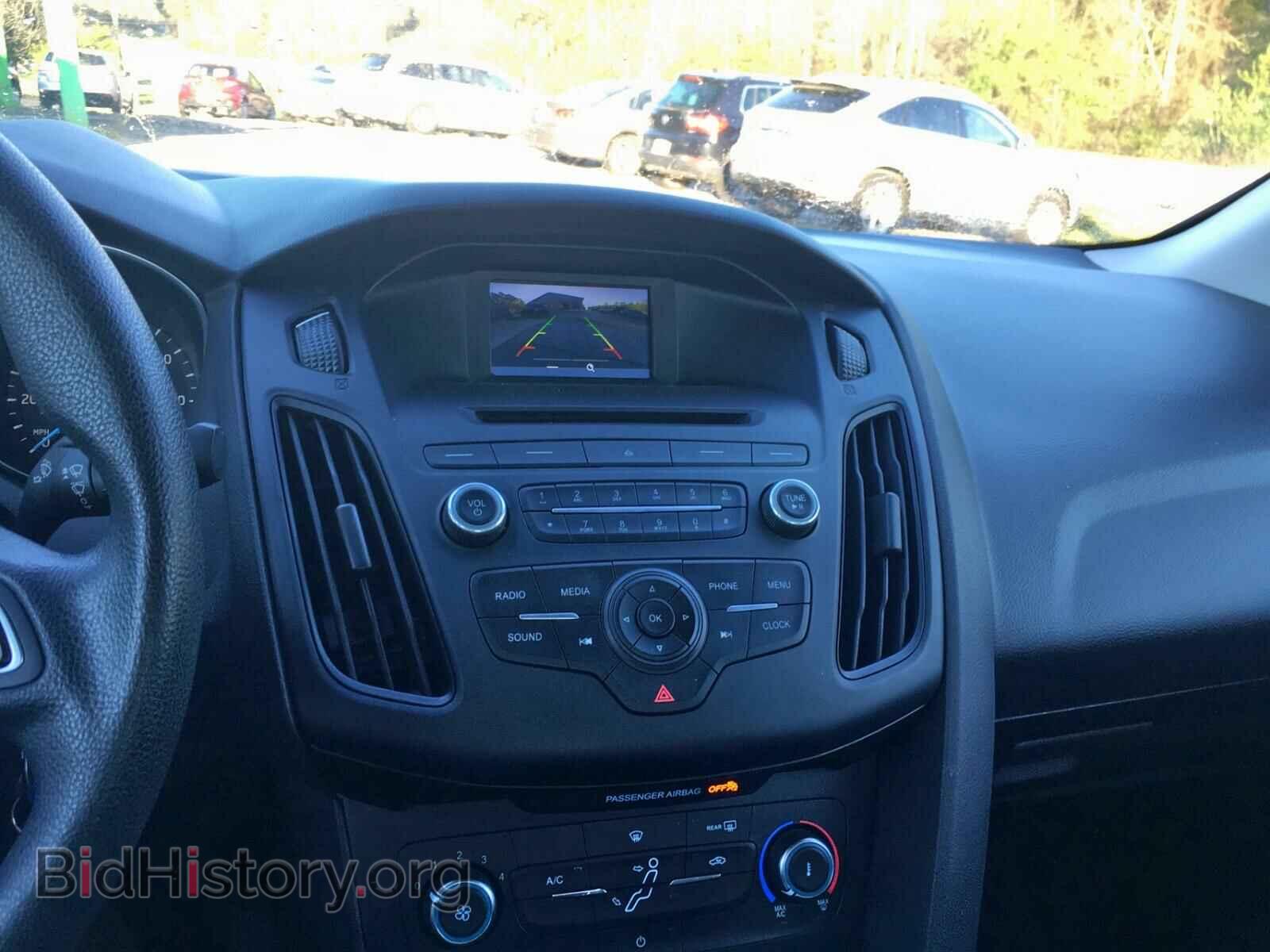 2016 FORD FOCUS - VIN: 1FADP3E27GL325624 - Photo 9