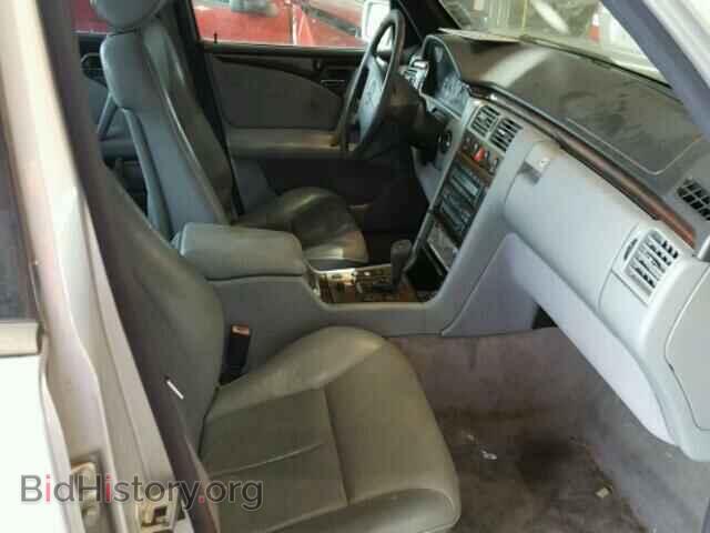 1997 MERCEDES-BENZ E - VIN: WDBJF55F9VJ031261 - Photo 5