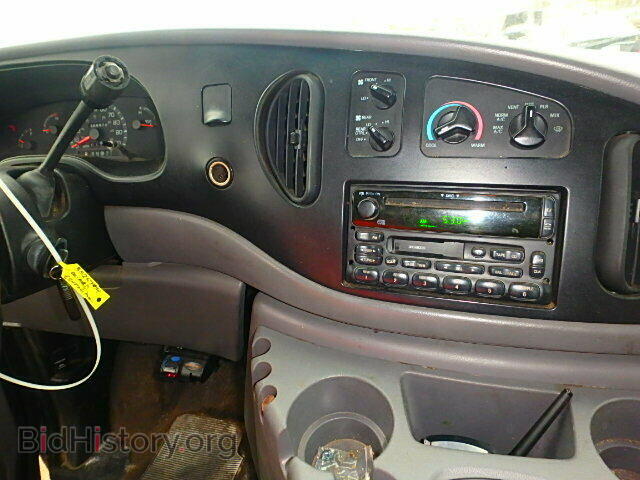 2000 FORD ECONOLINE - VIN: 1FBSS31L5YHB11562 - Фото 9