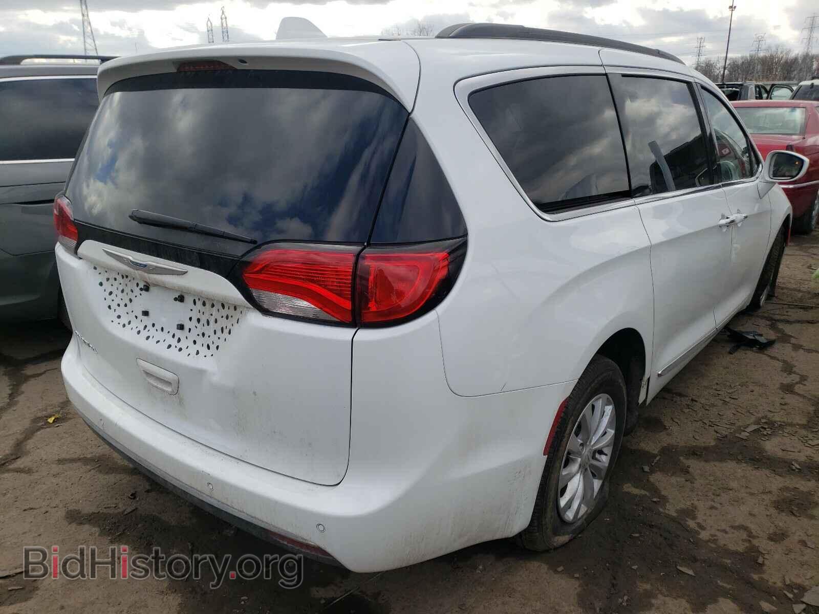2017 CHRYSLER PACIFICA - VIN: 2C4RC1BG0HR734587 - Фото 4