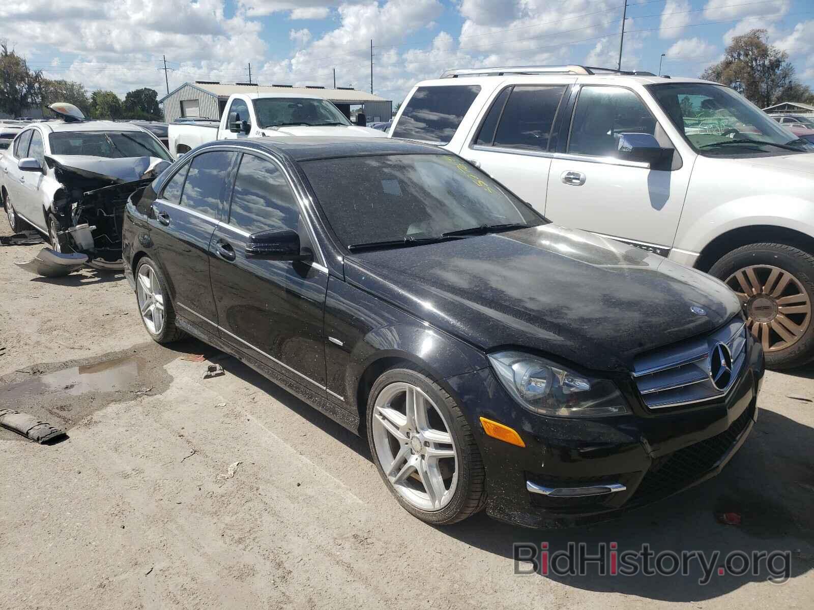 Photo WDDGF5HB8CA704564 - MERCEDES-BENZ C CLASS 2012