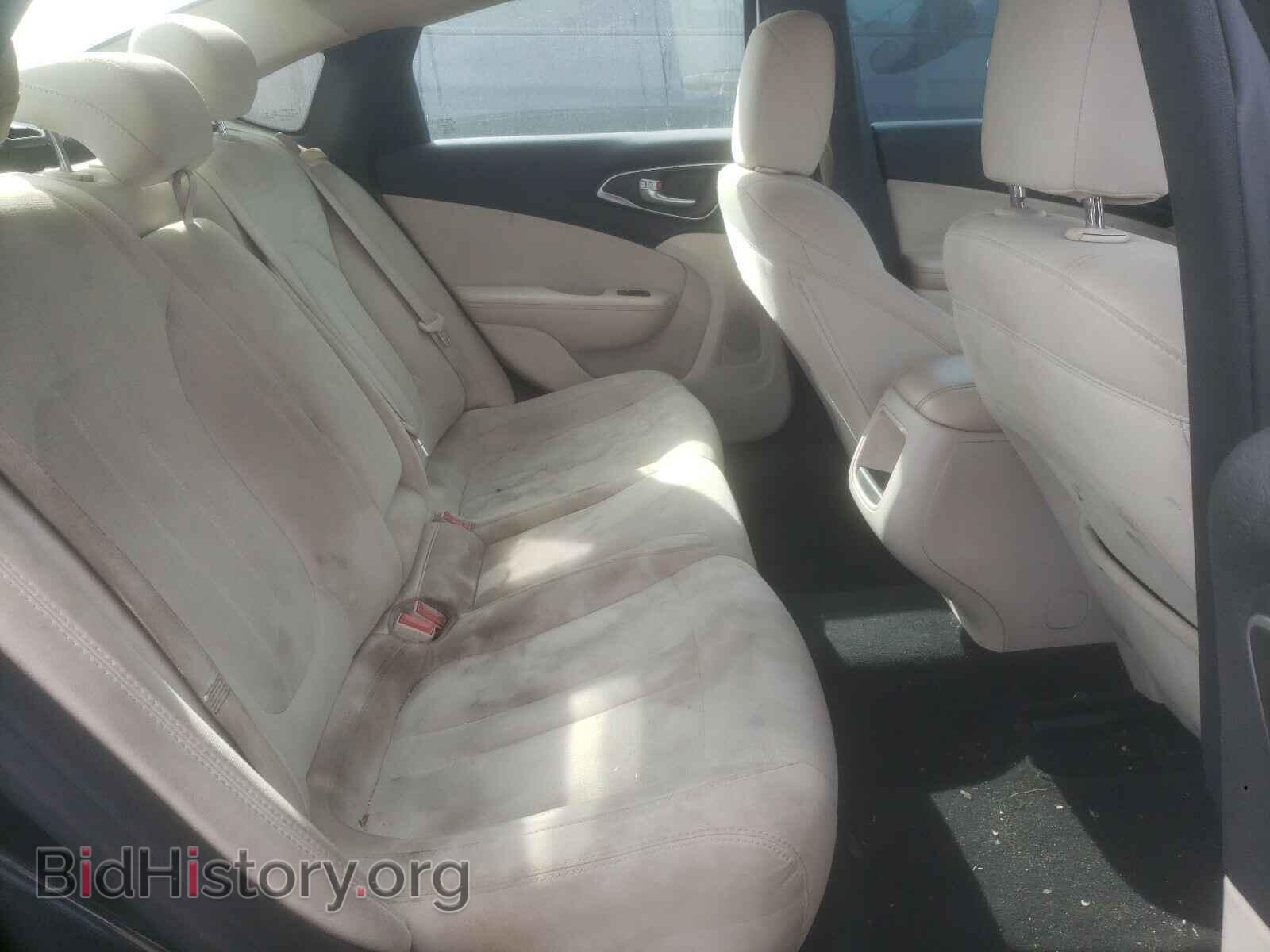 2016 CHRYSLER 200 - VIN: 1C3CCCAB8GN110723 - Фото 6