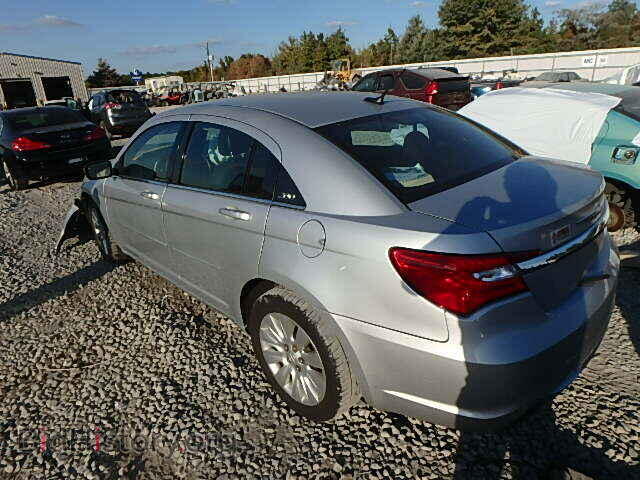 2012 CHRYSLER 200 - VIN: 1C3CCBAB3CN217229 - Фото 3