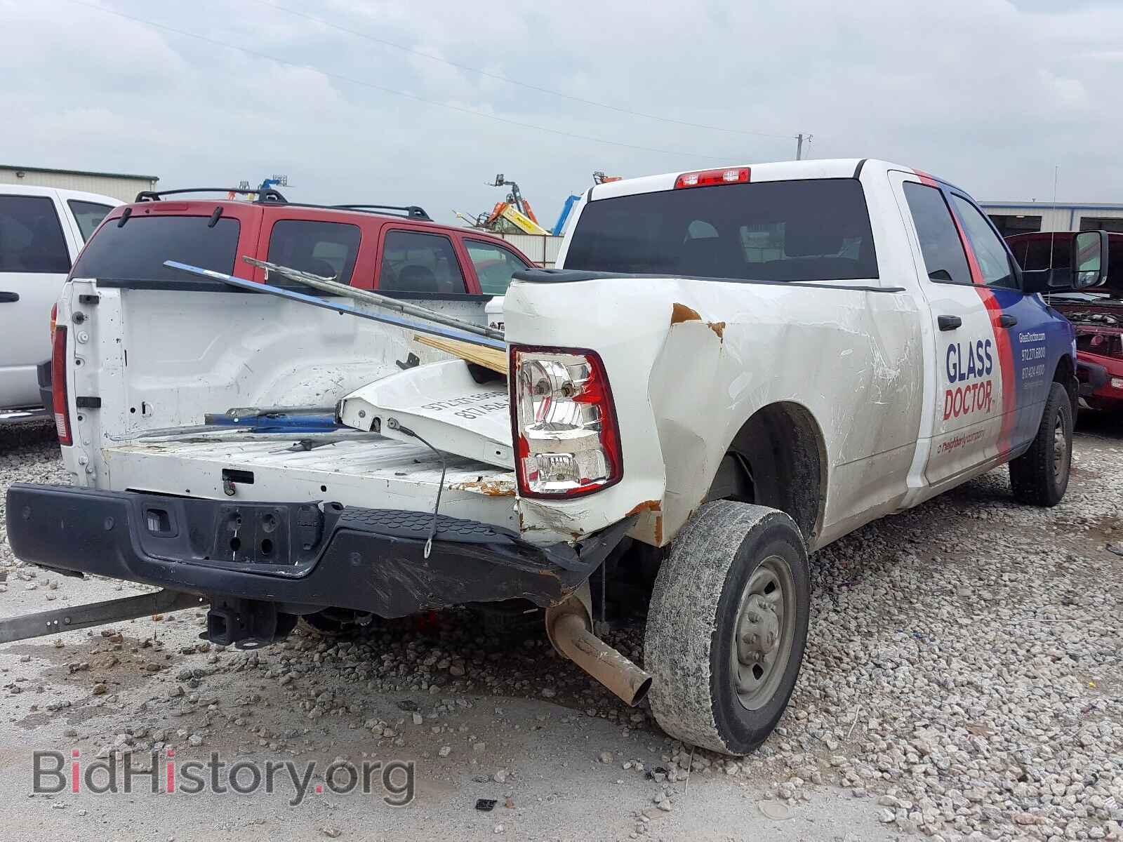 2018 RAM 2500 - VIN: 3C6UR4HJ3JG244502 - Photo 4