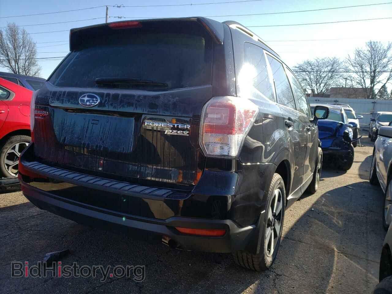 2017 SUBARU FORESTER - VIN: JF2SJAEC5HH800192 - Фото 4
