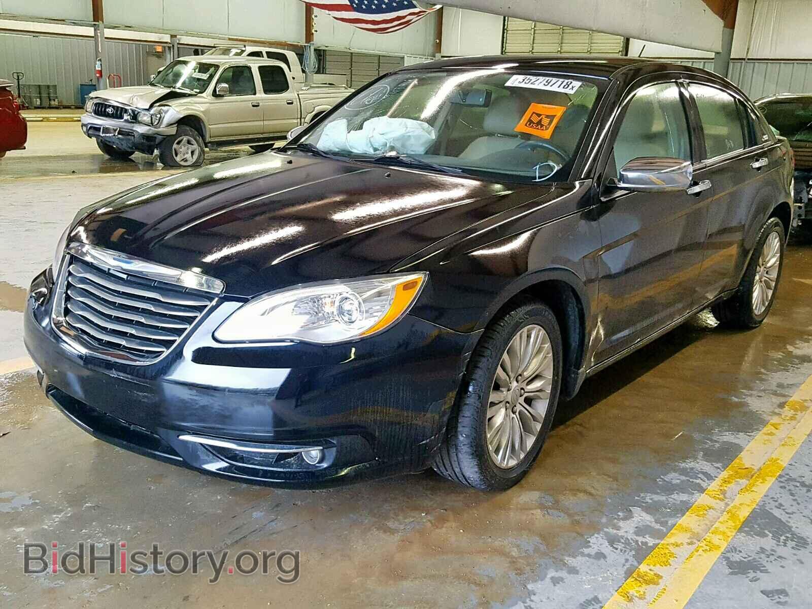 2011 CHRYSLER 200 - VIN: 1C3BC2FG4BN603897 - Photo 2