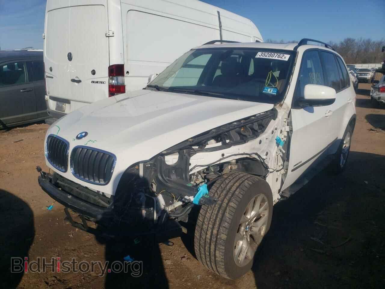 2013 BMW X5 - VIN: 5UXZV4C56D0B02420 - Фото 2