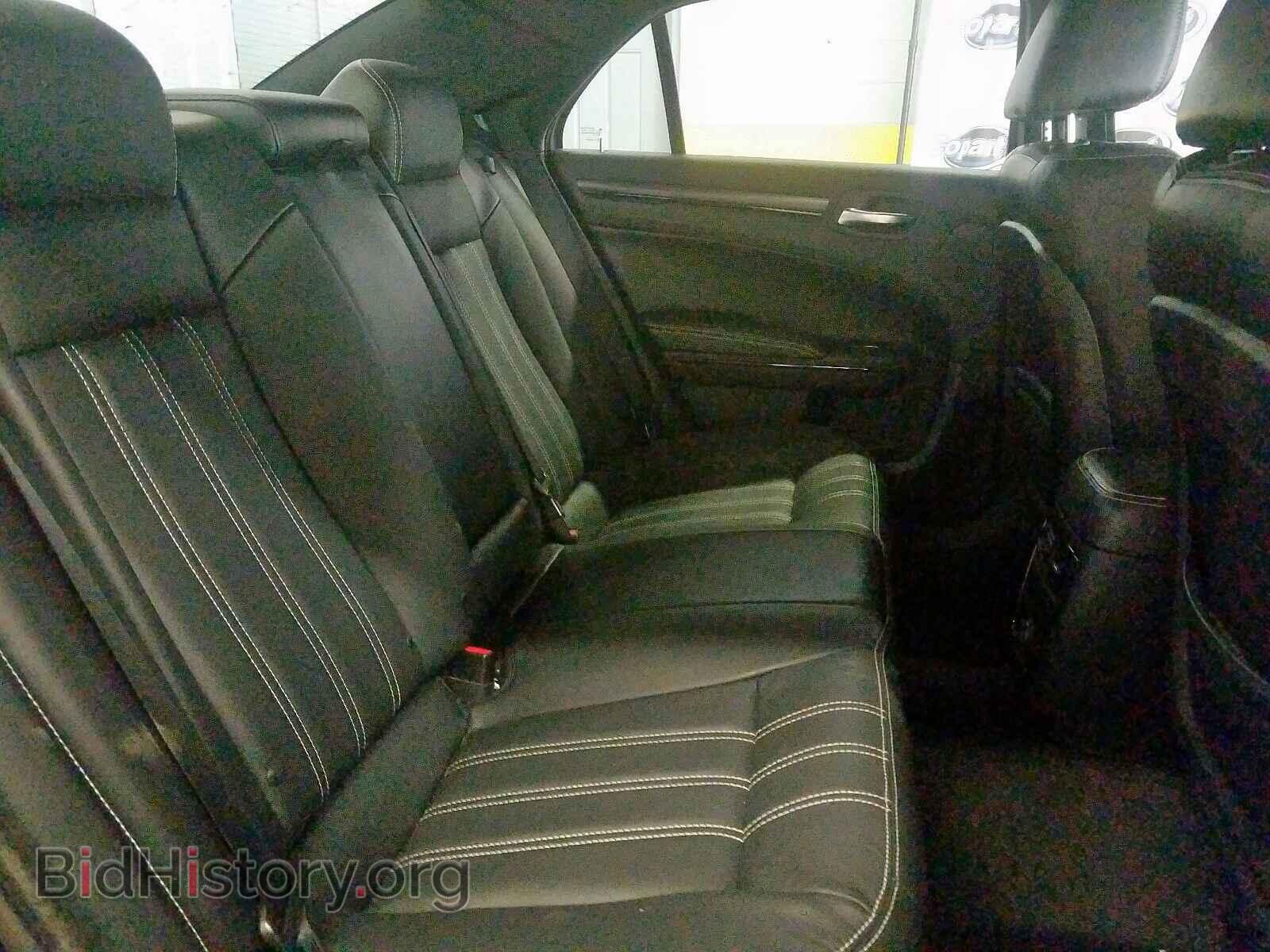 2014 CHRYSLER 300 - VIN: 2C3CCABG0EH352037 - Фото 6