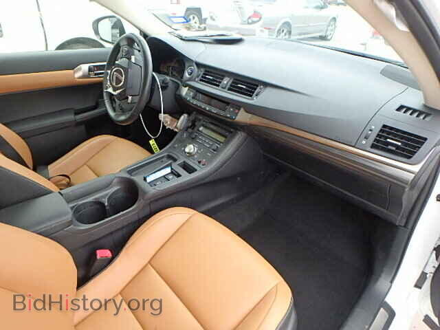 2014 LEXUS CT 200 - VIN: JTHKD5BH1E2174215 - Фото 5