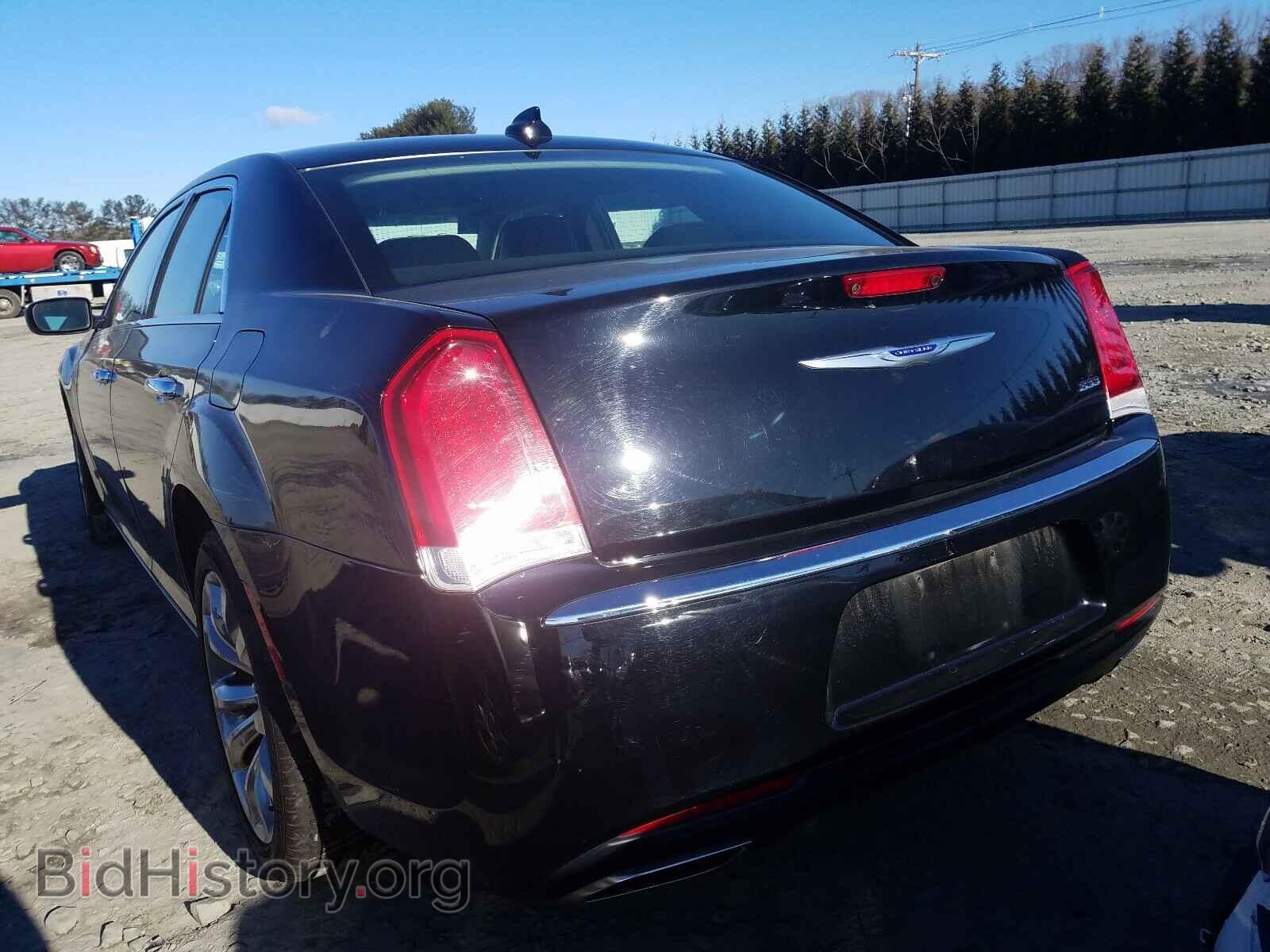 2019 CHRYSLER 300 - VIN: 2C3CCAEG1KH687153 - Фото 3