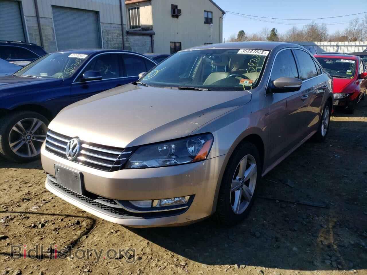 2015 VOLKSWAGEN PASSAT - VIN: 1VWAT7A37FC119858 - Фото 2
