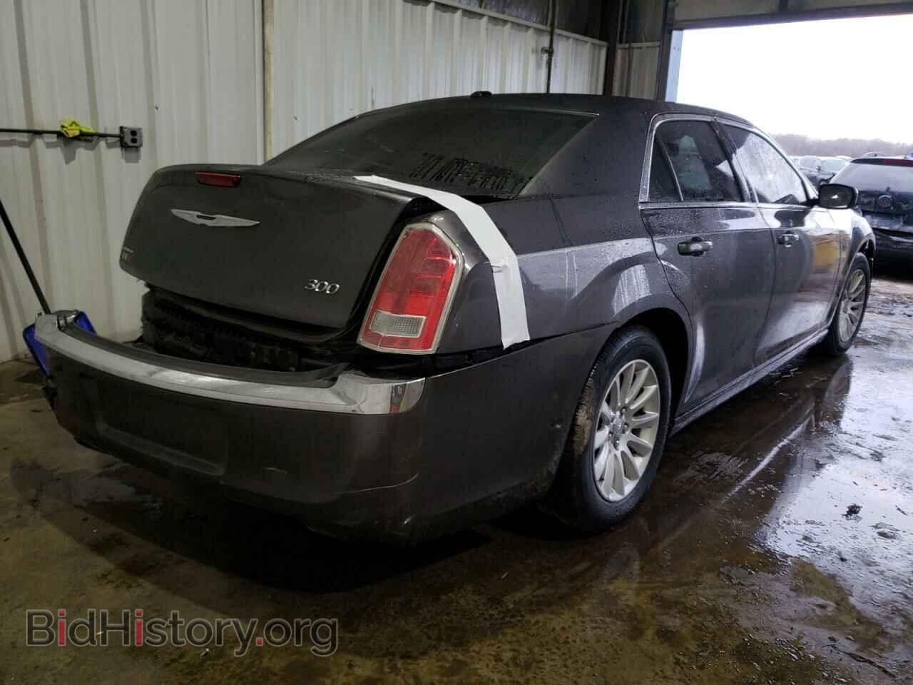 2014 CHRYSLER 300 - VIN: 2C3CCAAG2EH252930 - Фото 4