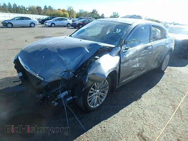 2011 CHRYSLER 200 - VIN: 1C3BC2FG5BN607635 - Фото 2