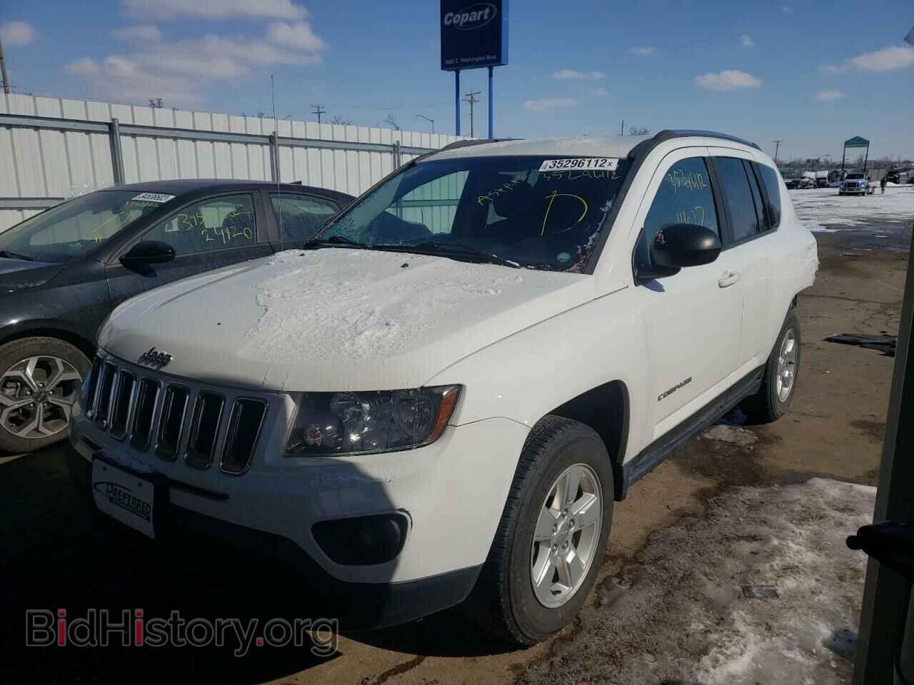 2014 JEEP COMPASS - VIN: 1C4NJCBA3ED573940 - Фото 2