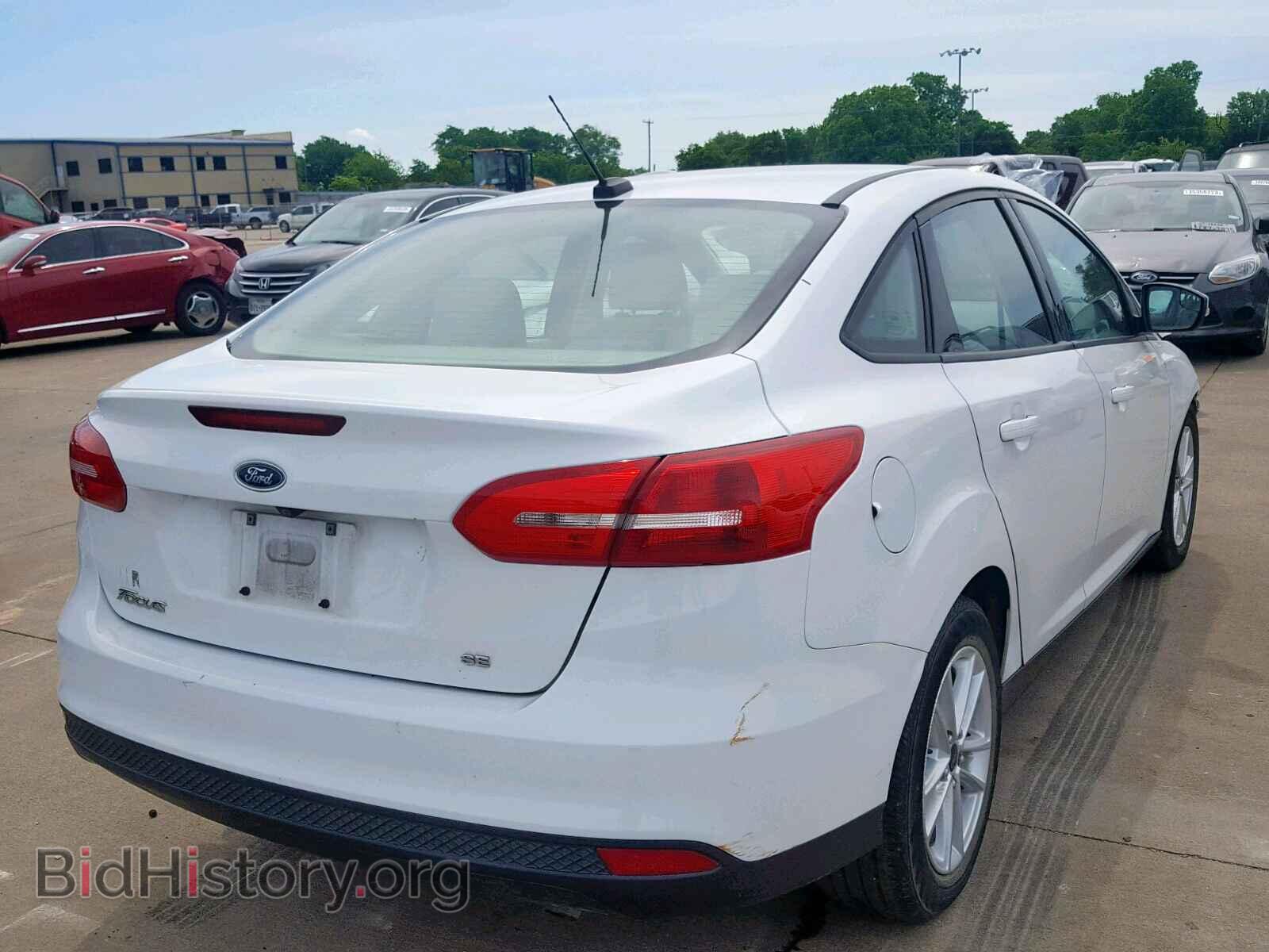 2016 FORD FOCUS SE - VIN: 1FADP3F29GL254943 - Фото 4
