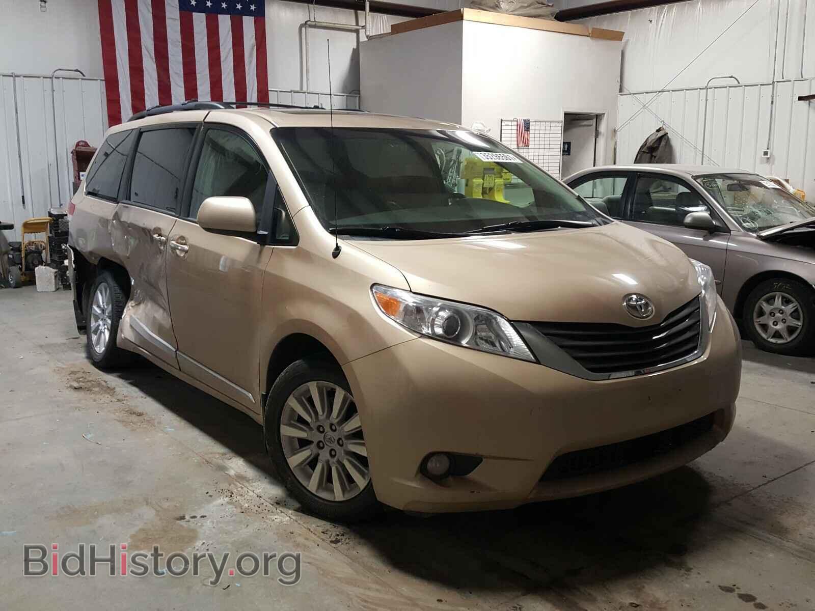 Фотография 5TDDK3DC1DS059630 - TOYOTA SIENNA 2013