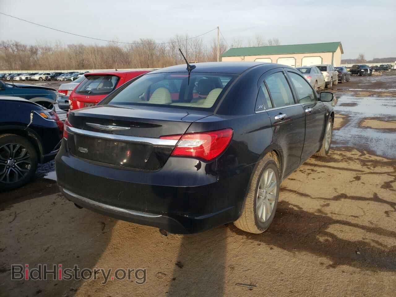 2013 CHRYSLER 200 - VIN: 1C3CCBCG8DN605521 - Photo 4