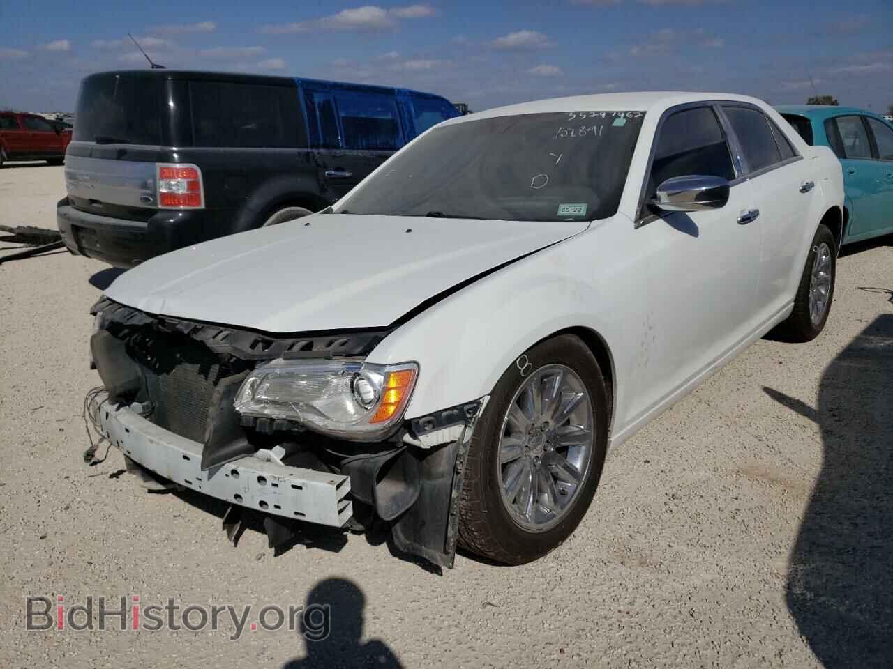 2013 CHRYSLER 300 - VIN: 2C3CCAEG9DH621050 - Фото 2