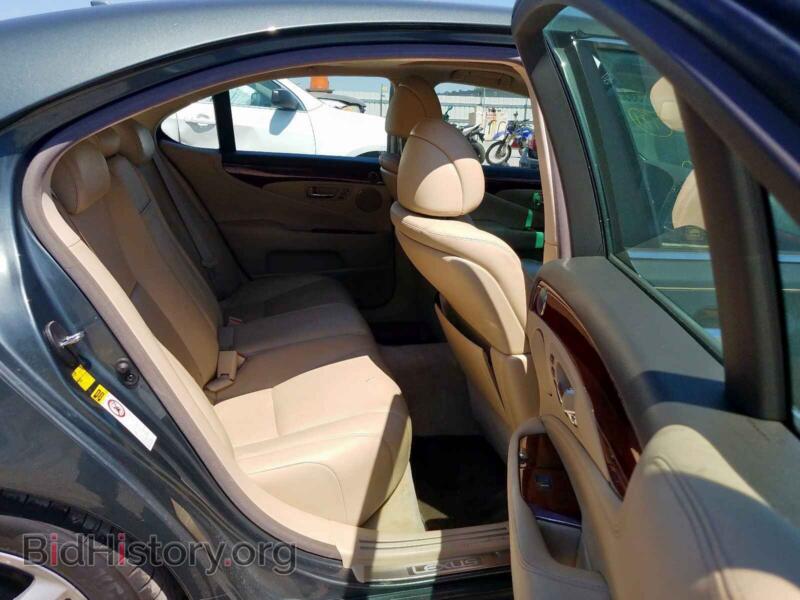 2007 Lexus LS460 (VIN JTHBL46F875029745) — photo 6 of 10