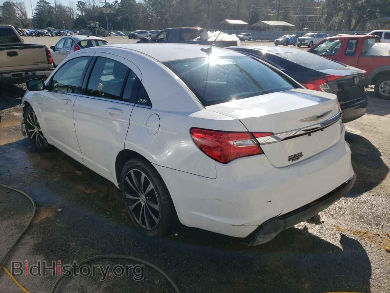 2013 CHRYSLER 200 - VIN: 1C3CCBBB1DN627754 - Фото 3