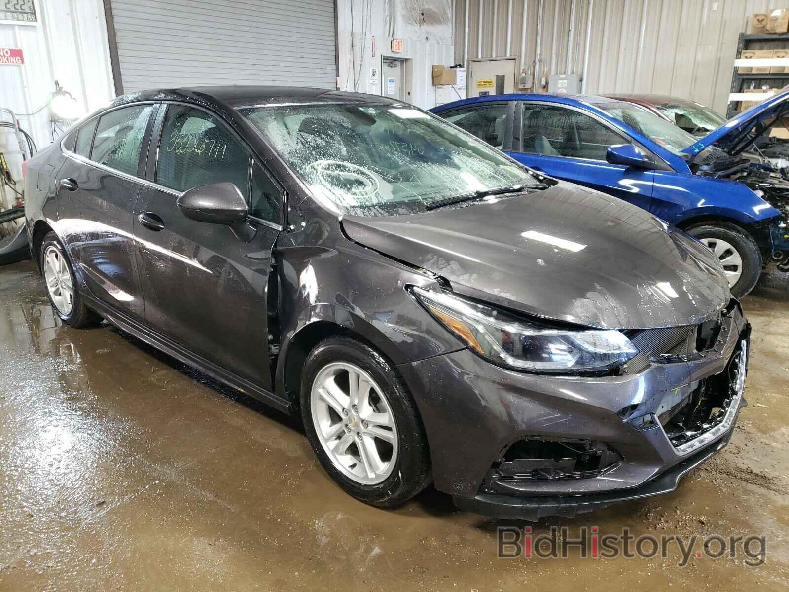 Photo 1G1BE5SM0H7267593 - CHEVROLET CRUZE 2017