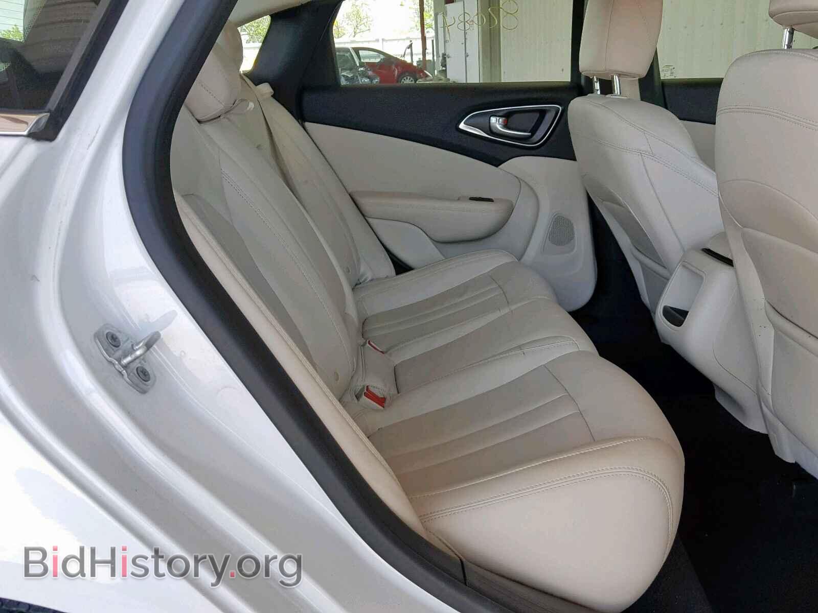 2016 CHRYSLER 200 - VIN: 1C3CCCAB6GN131070 - Фото 6