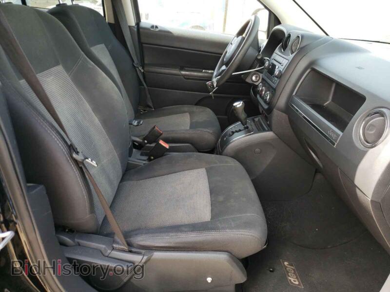 2012 Jeep COMPASS (VIN 1C4NJCBA9CD553897) — photo 5 of 10