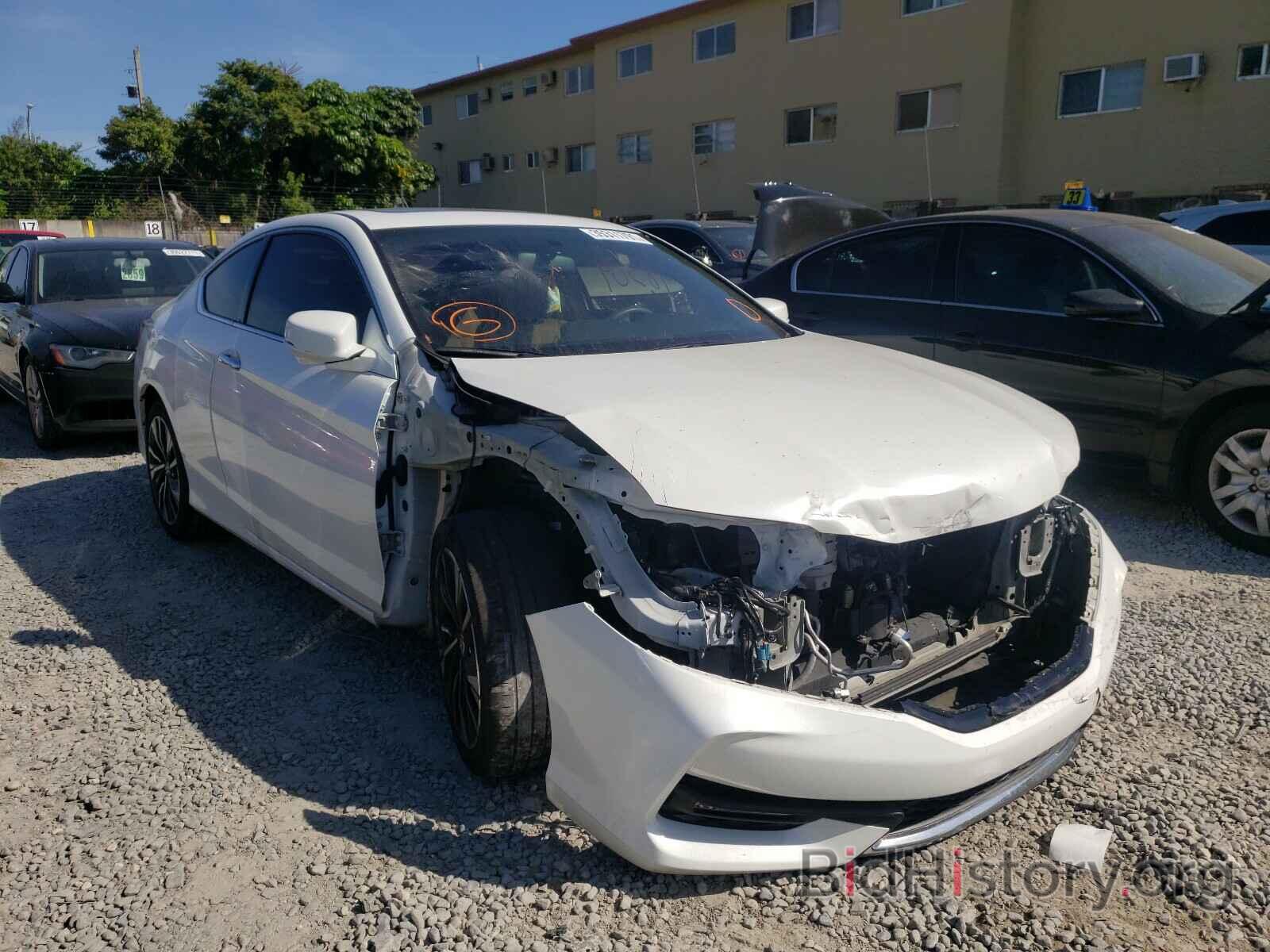 Photo 1HGCT1B72HA004062 - HONDA ACCORD 2017