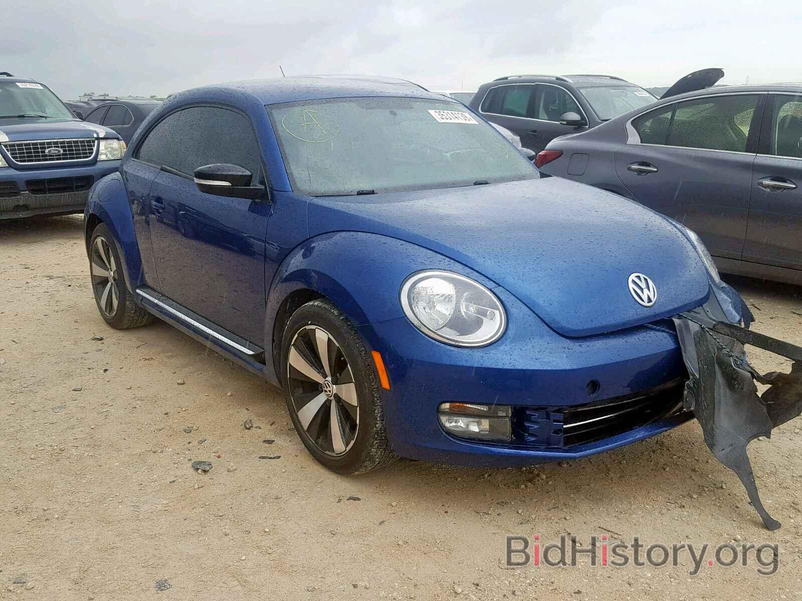 Photo 3VW467AT1DM614525 - VOLKSWAGEN BEETLE 2013