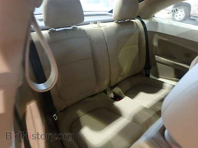 2012 VOLKSWAGEN BEETLE - VIN: 3VWJX7AT0CM662371 - Фото 6