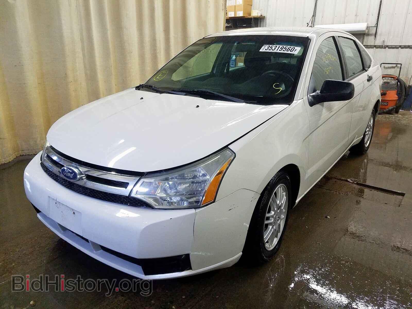 2011 FORD FOCUS - VIN: 1FAHP3FN1BW180758 - Фото 2