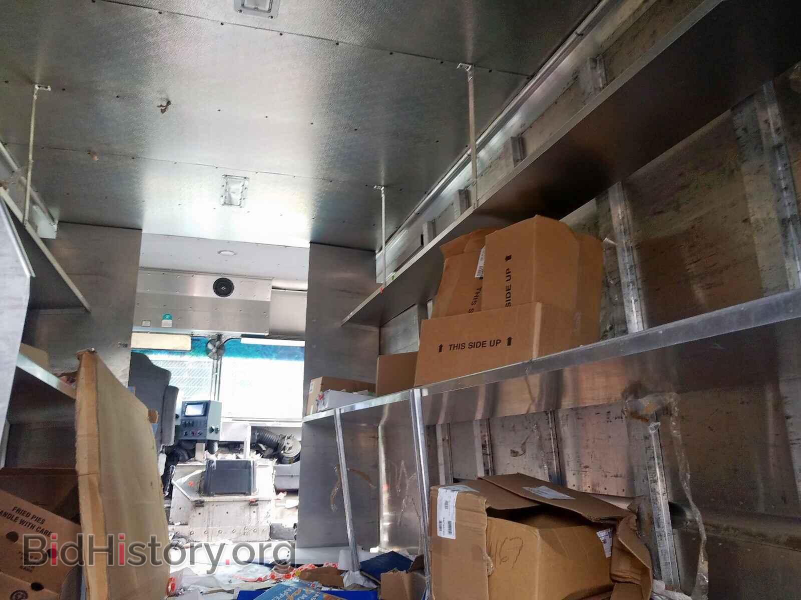 2013 FORD ECONOLINE - VIN: 1FC3E3KL9DDB11345 - Photo 6