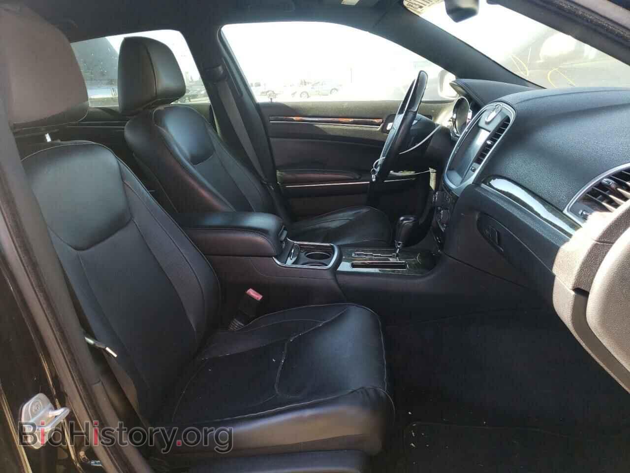 2011 CHRYSLER 300 - VIN: 2C3CA6CT8BH538404 - Фото 5