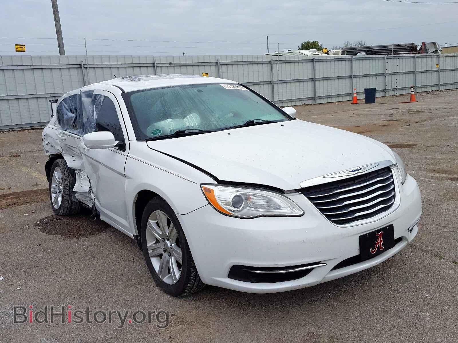 Photo 1C3BC1FB2BN607087 - CHRYSLER 200 2011