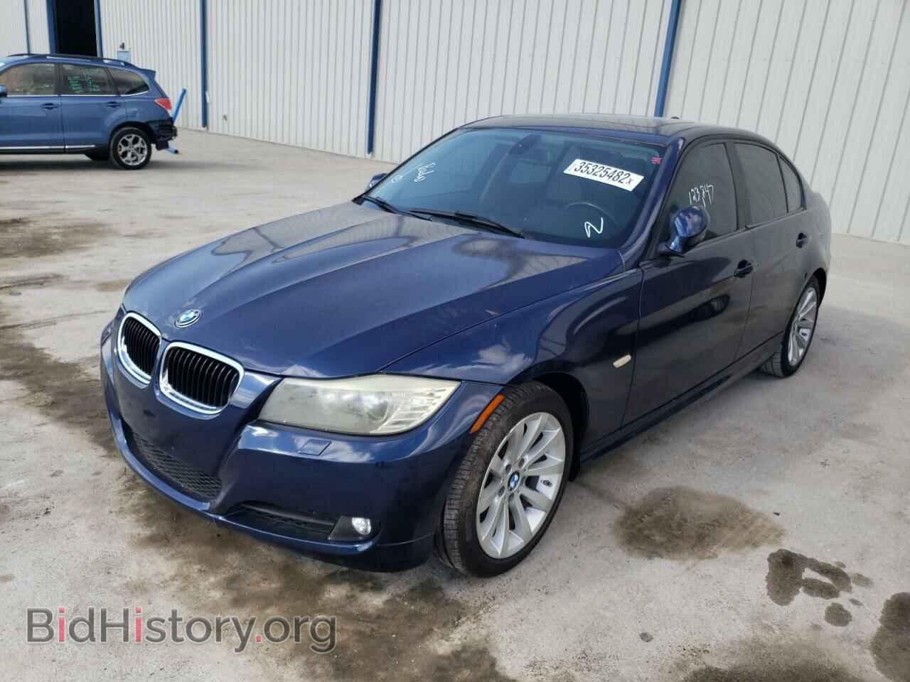 2011 BMW 3 SERIES - VIN: WBAPH7G51BNN05971 - Фото 2
