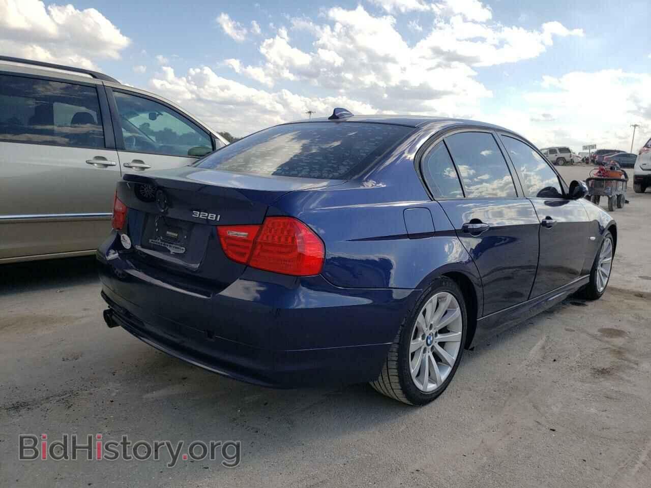 2011 BMW 3 SERIES - VIN: WBAPH7G51BNN05971 - Фото 4