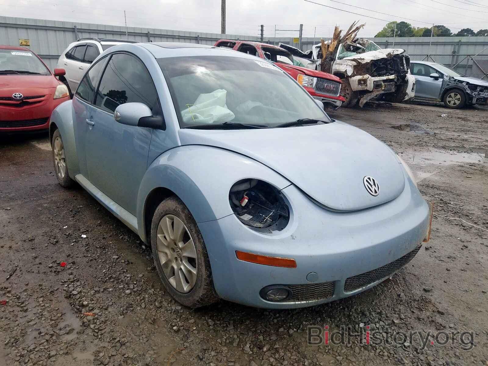 Photo 3VWRG3AGXAM013740 - VOLKSWAGEN BEETLE 2010