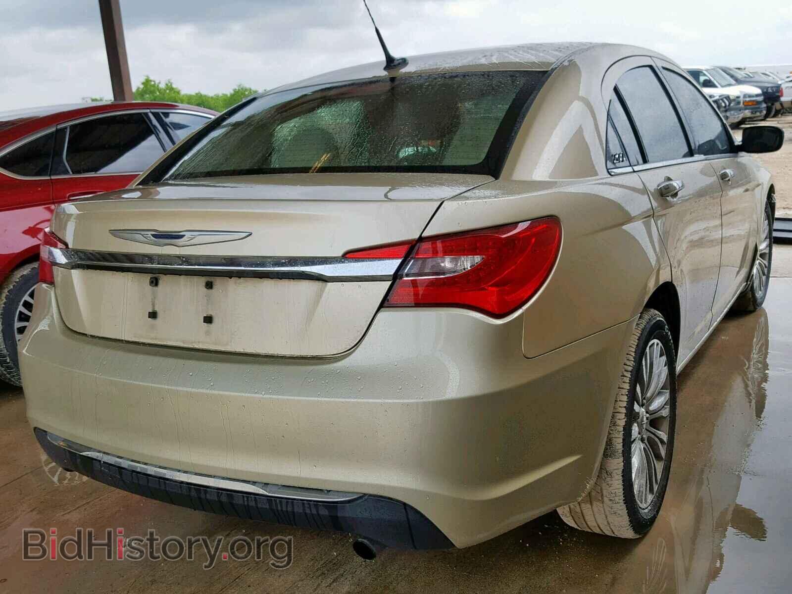 2011 CHRYSLER 200 - VIN: 1C3BC2FB3BN531224 - Photo 4
