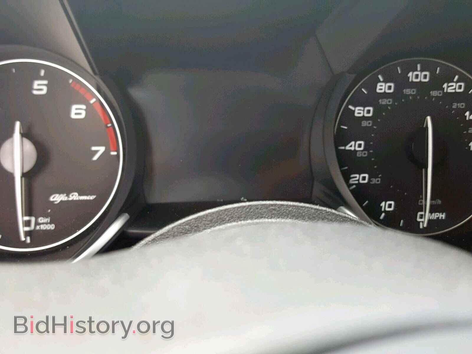 2018 ALFA ROMEO GIULIA - VIN: ZARFAEBN0J7575615 - Photo 8