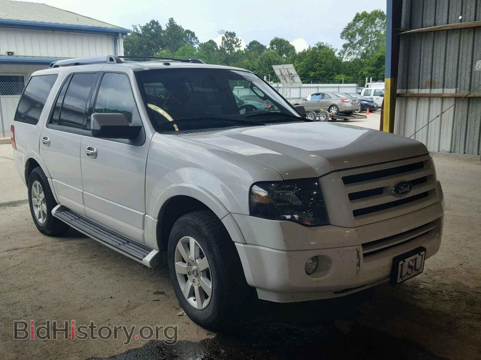 Photo  - FORD EXPEDITION 2010