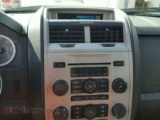 2011 FORD ESCAPE - VIN: 1FMCU0D78BKA26843 - Photo 9