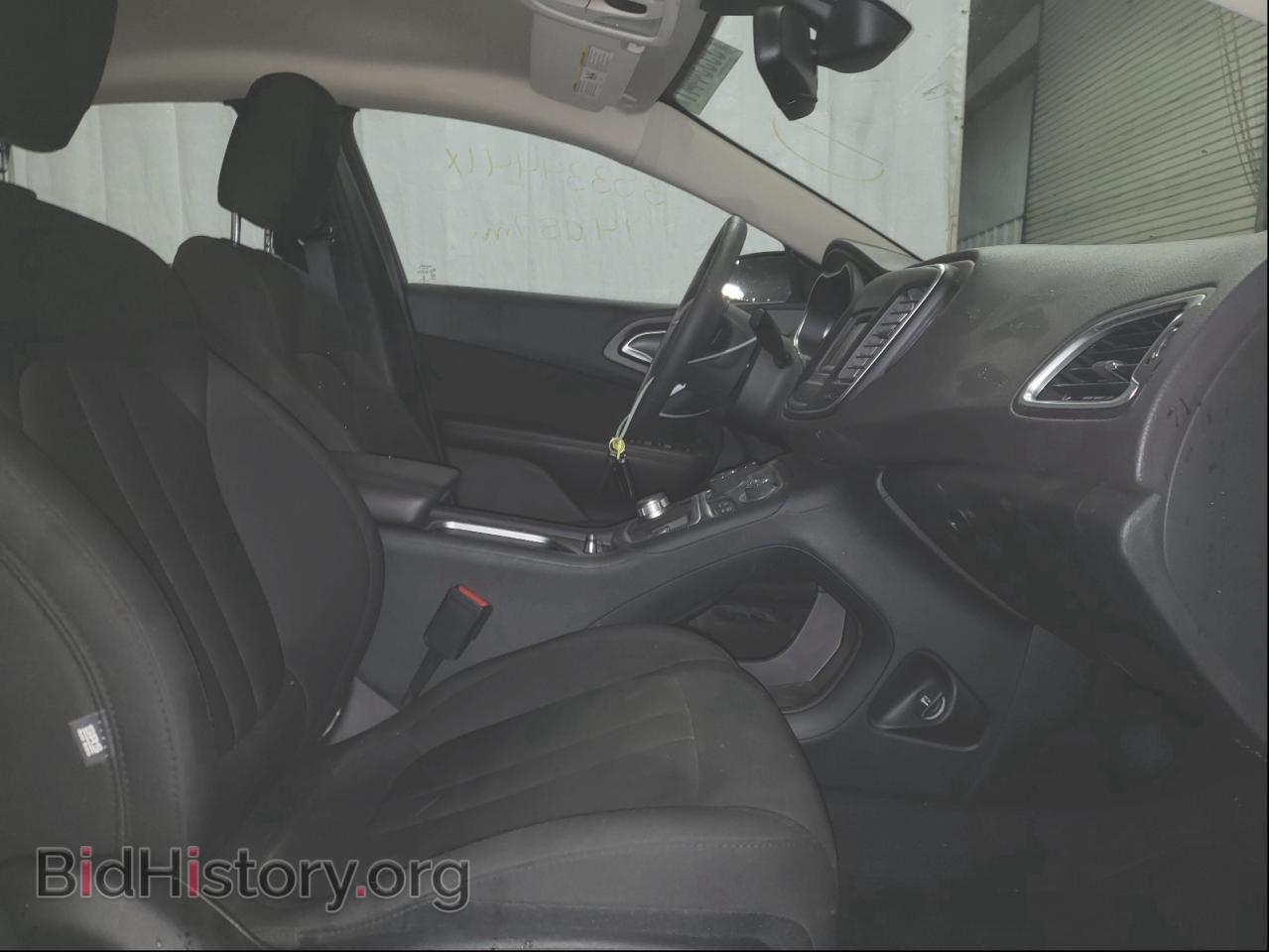 2016 CHRYSLER 200 - VIN: 1C3CCCFB0GN178975 - Фото 5