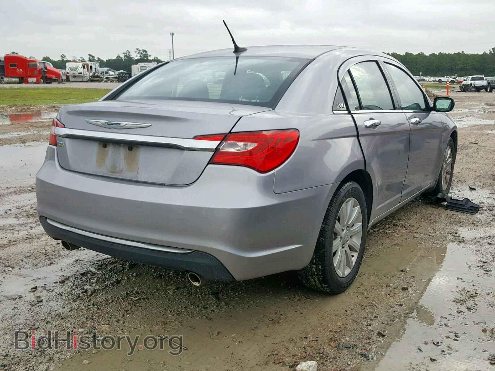 2013 CHRYSLER 200 - VIN: 1C3CCBCG5DN579203 - Photo 4