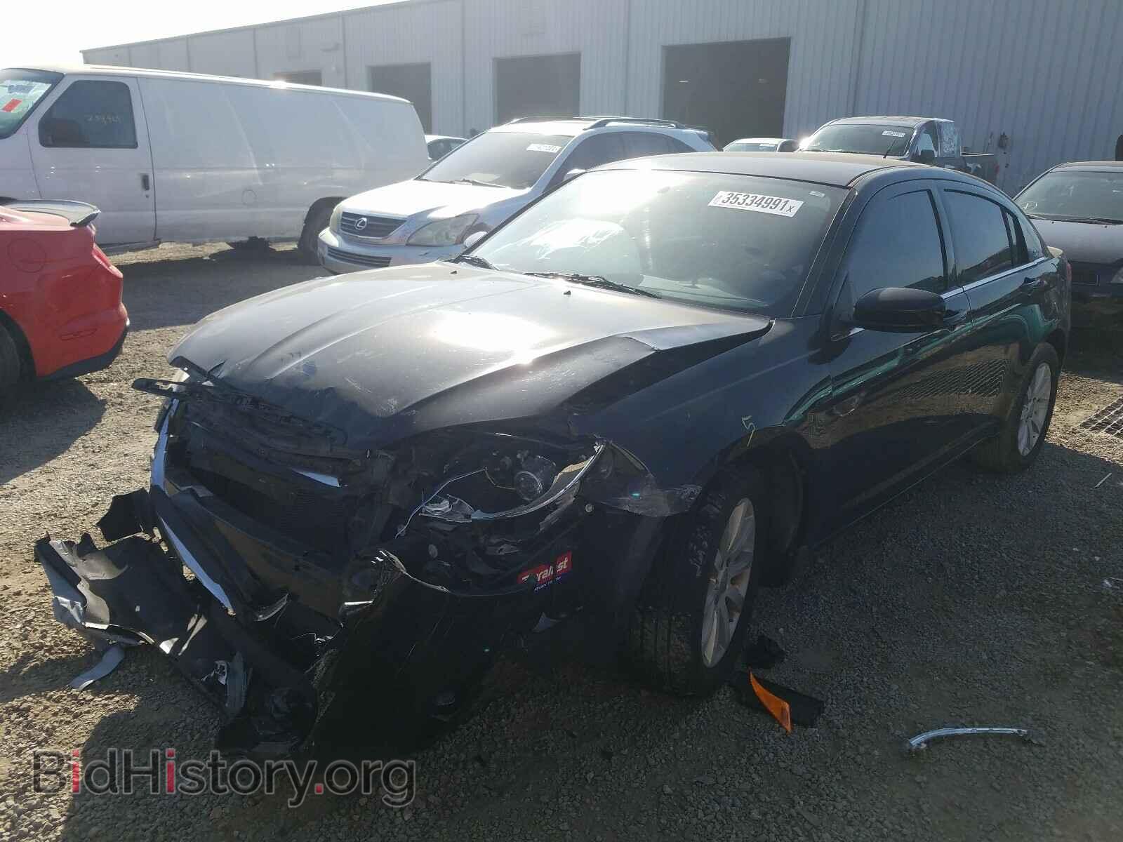 2013 CHRYSLER 200 - VIN: 1C3CCBBG7DN607925 - Фото 2