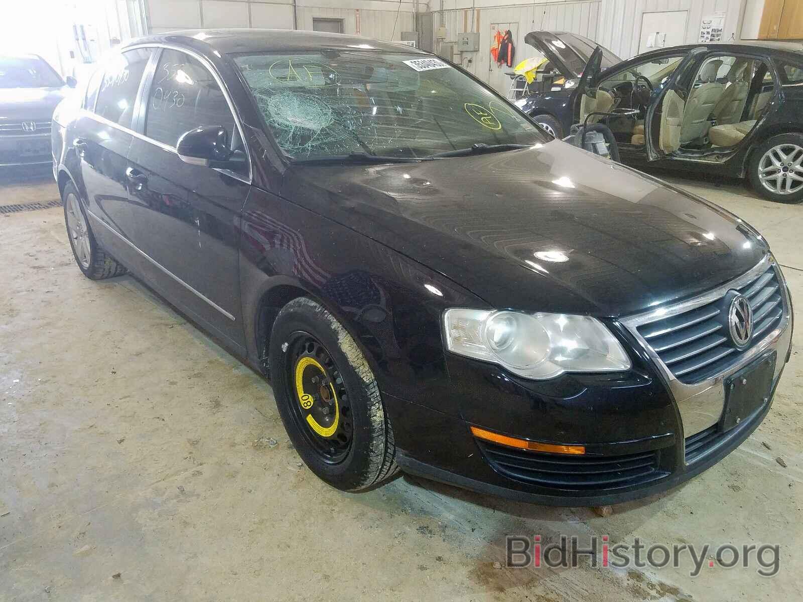 Photo WVWAK73CX8P037587 - VOLKSWAGEN PASSAT 2008