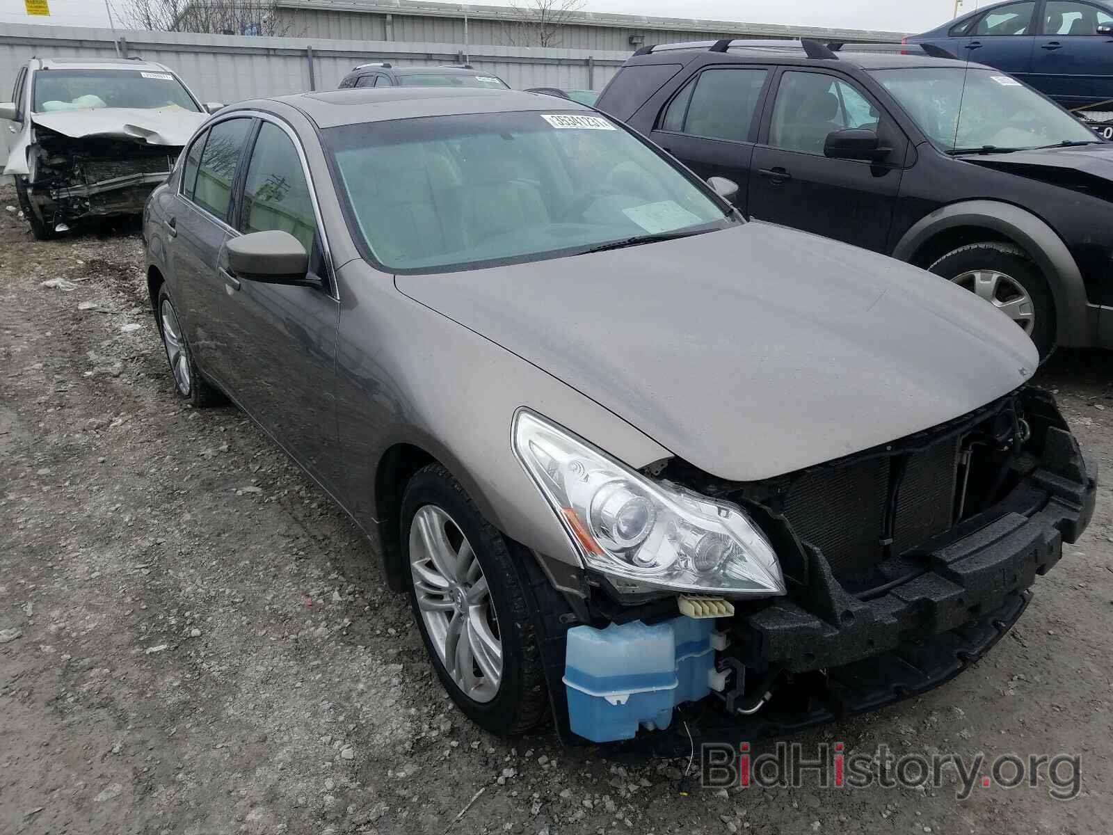 Photo JN1CV6AR7BM412011 - INFINITI G37 2011