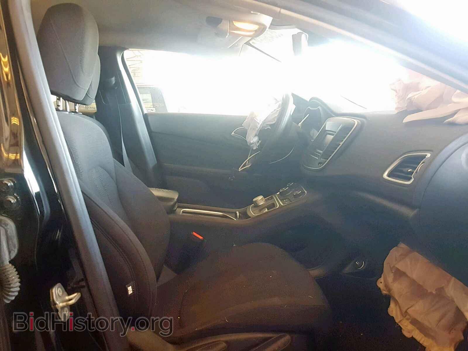 2016 CHRYSLER 200 - VIN: 1C3CCCAB4GN115577 - Photo 5