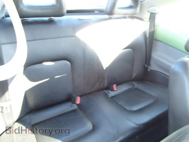 2000 VOLKSWAGEN BEETLE - VIN: 3VWCC21C8YM406932 - Фото 6